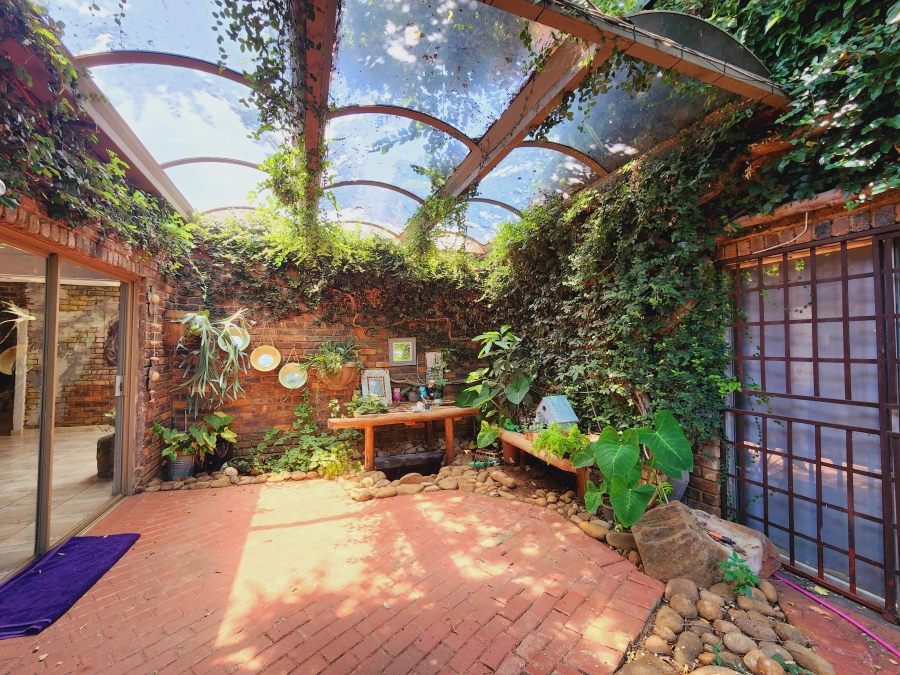 4 Bedroom Property for Sale in Grimbeeck Park North West